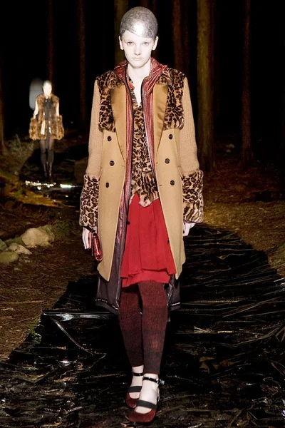 Look 17